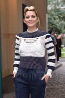 Marion Cotillard Longsleeve T-shirt #2818535