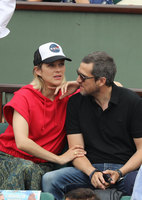Marion Cotillard Sweatshirt #3290453