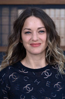 Marion Cotillard Longsleeve T-shirt #3903568