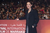 Marion Cotillard Longsleeve T-shirt #3923000