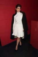 Marisa Tomei Longsleeve T-shirt #1334417