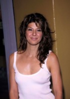 Marisa Tomei Longsleeve T-shirt #1334449