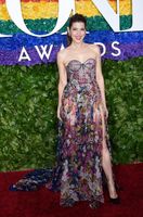 Marisa Tomei Sweatshirt #3857721