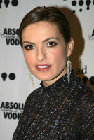 Mariska Hargitay tote bag #G1545338