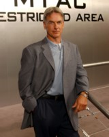 Mark Harmon Sweatshirt #1421486