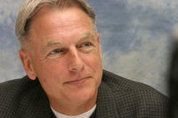 Mark Harmon Sweatshirt #2235256
