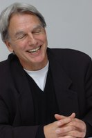 Mark Harmon Sweatshirt #2235285