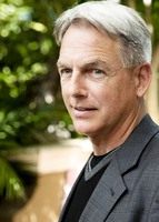 Mark Harmon Sweatshirt #2310588