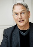 Mark Harmon Sweatshirt #2310590