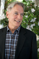 Mark Harmon t-shirt #2418414