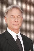 Mark Harmon Sweatshirt #2589173