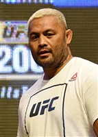 Mark Hunt Sweatshirt #3521608