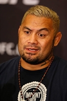 Mark Hunt Sweatshirt #3521626