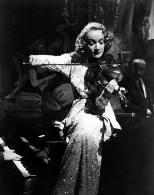 Marlene Dietrich puzzle 1535318