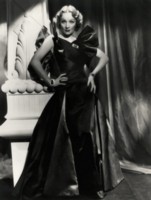 Marlene Dietrich Longsleeve T-shirt #1535412