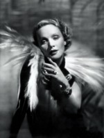 Marlene Dietrich magic mug #G309478