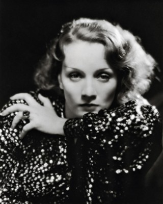 Marlene Dietrich Mouse Pad 1535437