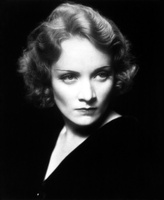 Marlene Dietrich Longsleeve T-shirt #2684470