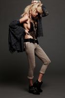 Martha Hunt mug #G519028
