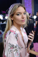 Martha Hunt mug #G1063102