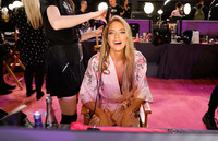 Martha Hunt Longsleeve T-shirt #2821010