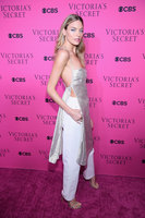 Martha Hunt mug #G1130740