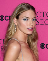 Martha Hunt mug #G1130760