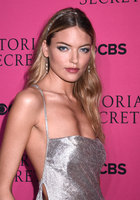 Martha Hunt mug #G1130770