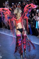 Martha Hunt magic mug #G1202473