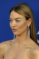 Martha Hunt mug #G1494474