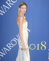 Martha Hunt mug #G1494489