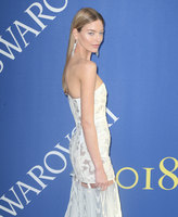 Martha Hunt mug #G1494588