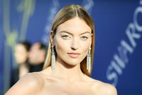 Martha Hunt mug #G1494629