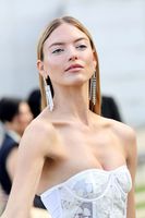 Martha Hunt mug #G1494640