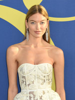 Martha Hunt Longsleeve T-shirt #3252555