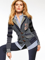 Maryna Linchuk t-shirt #2140255