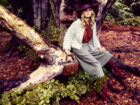 Maryna Linchuk longsleeve t-shirt #2154498