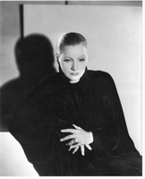 Mata Hari longsleeve t-shirt #2540409