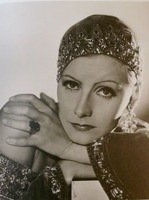 Mata Hari longsleeve t-shirt #2540429