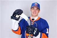 Mathew Barzal Longsleeve T-shirt #3541584