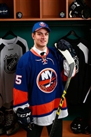 Mathew Barzal Longsleeve T-shirt #3541705