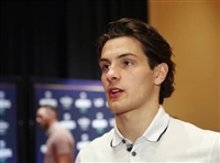 Mathew Barzal Longsleeve T-shirt #3541749