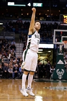 Matthew Dellavedova t-shirt #3388498
