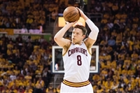 Matthew Dellavedova hoodie #3388821