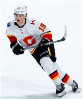 Matthew Tkachuk Longsleeve T-shirt #3544102