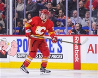 Matthew Tkachuk Longsleeve T-shirt #3544113