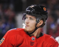 Matthew Tkachuk Longsleeve T-shirt #3544121