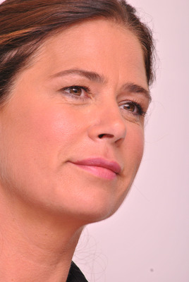Maura Tierney posters