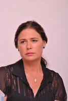 Maura Tierney longsleeve t-shirt #2492782
