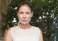 Maura Tierney longsleeve t-shirt #2736081